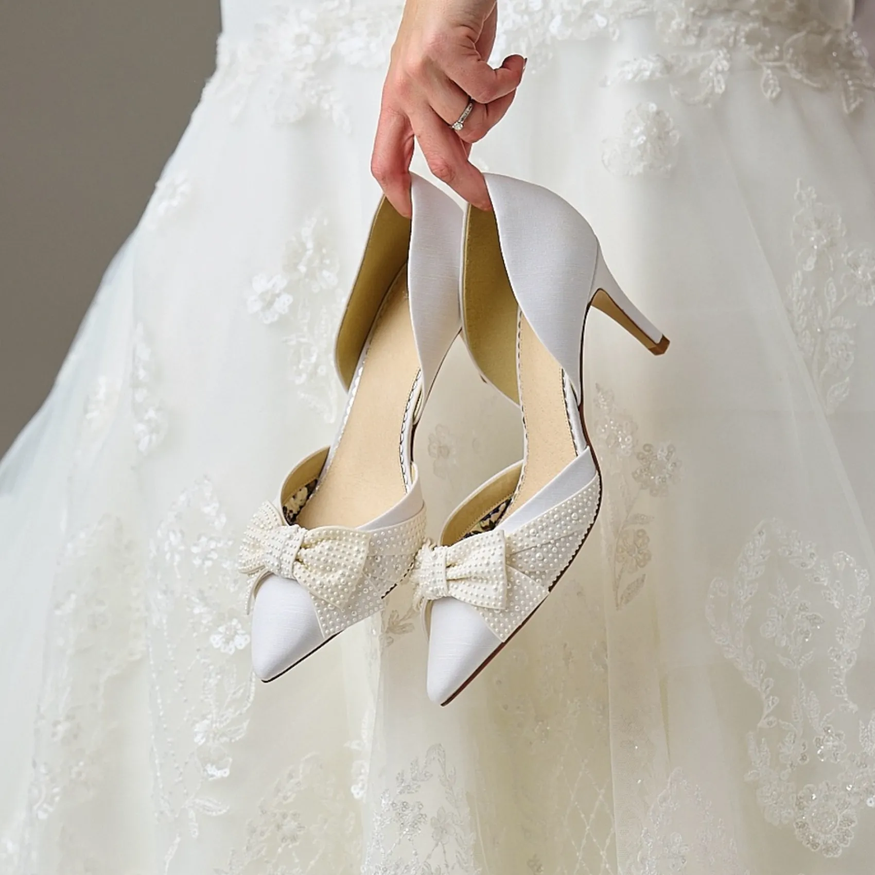 Perfect Bridal Wedding Shoes | Mid Heel*Adele Satin Two Part Pointed Court Shoes with Pearl Bow Ivory