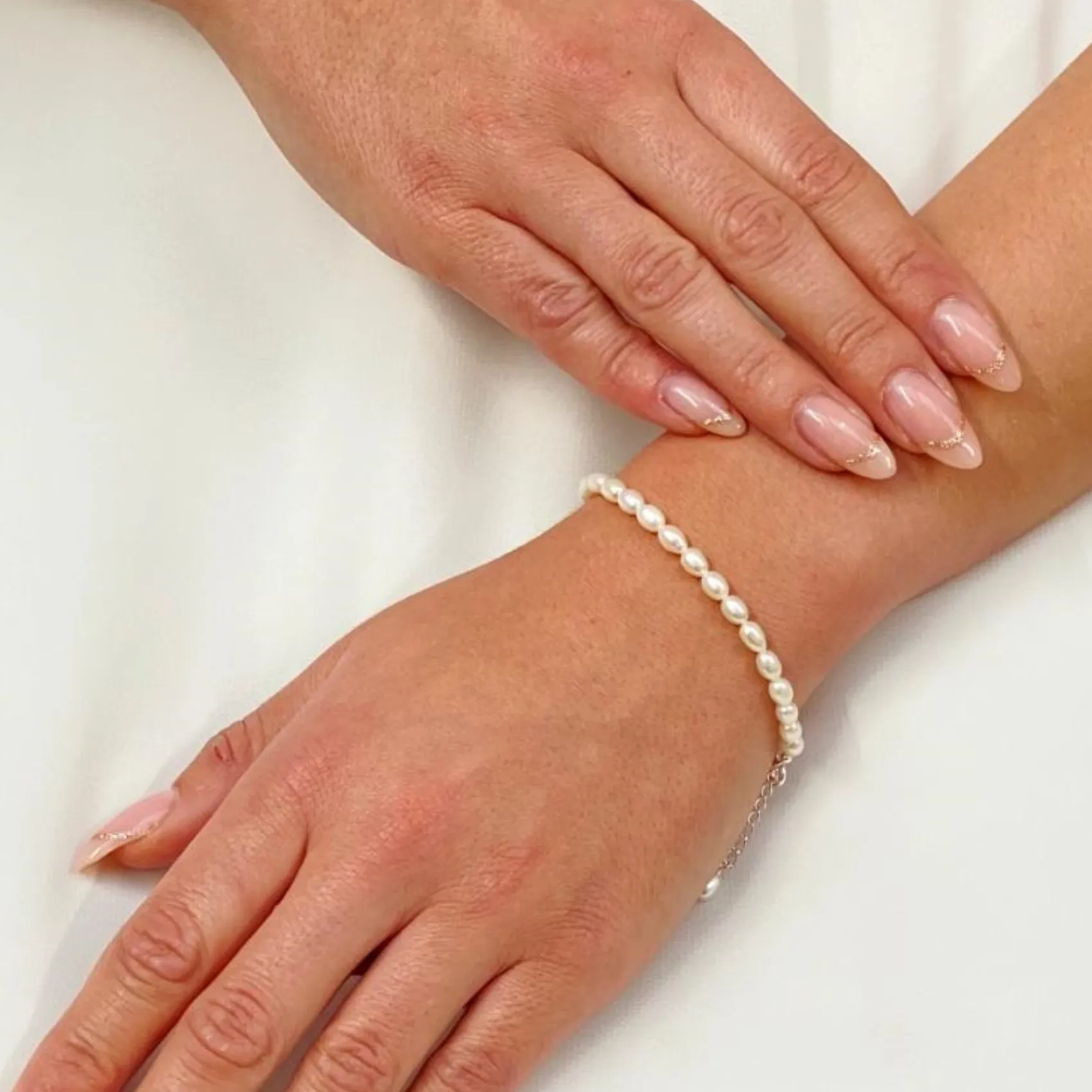 Lace & Favour Bride Gifts | Pearl Jewellery*Adelina Freshwater Pearl and Chain Bracelet Ivory/ Silver
