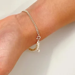 Lace & Favour Bride Gifts | Pearl Jewellery*Adelina Freshwater Pearl and Chain Bracelet Ivory/ Silver
