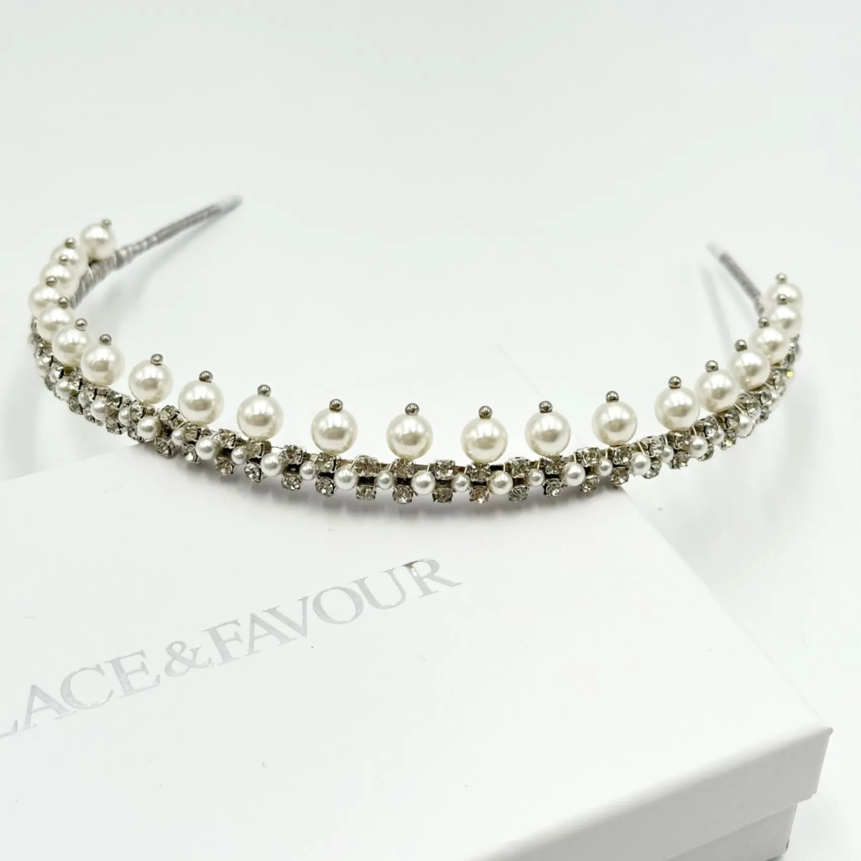 Beads & Beyond Vintage Headpieces | Pearl Hair Accessories*Albany Vintage Low Pearl and Crystal Bridal Tiara Silver