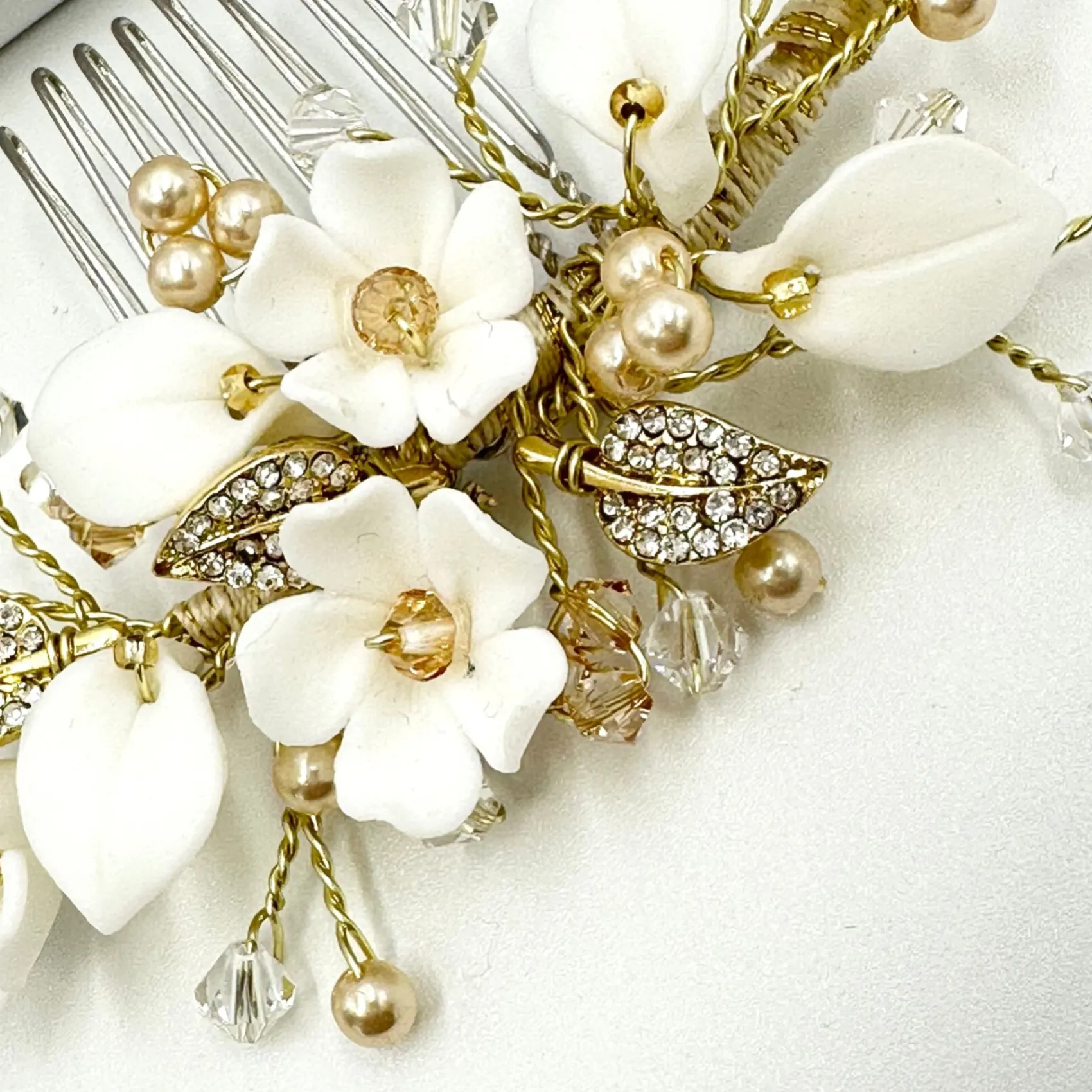 Beads & Beyond Crystal Hair Accessories | Pearl Hair Accessories*Almeida Gold Floral Mini Hair Comb Ivory/ Gold
