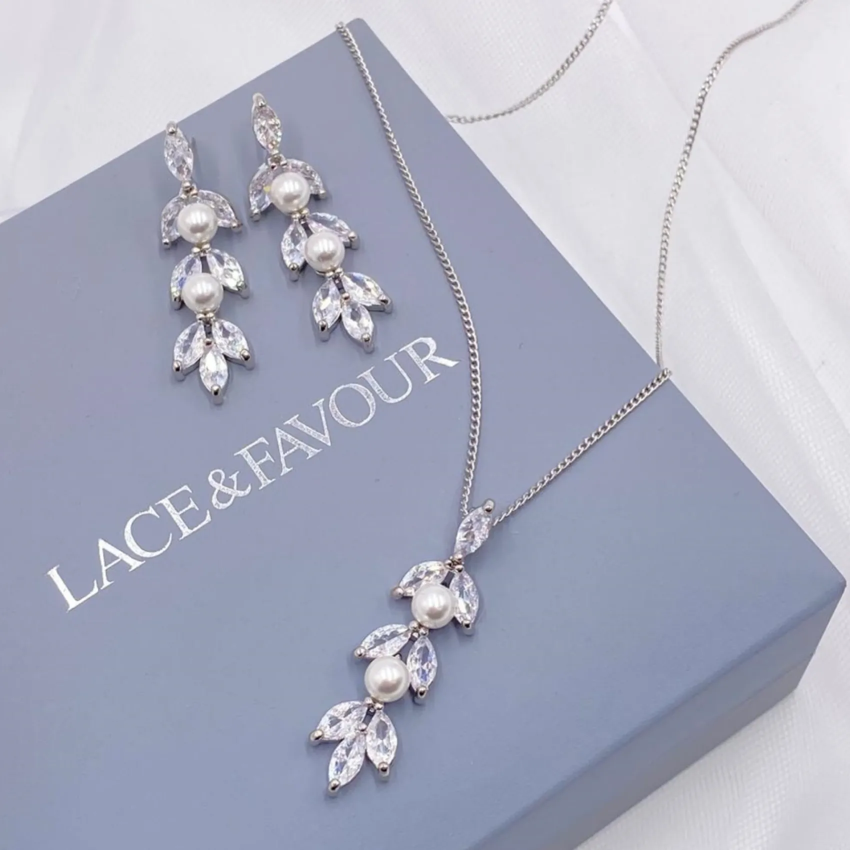 Lace & Favour Bride Gifts | Pearl Jewellery*Amalia Cubic Zirconia and Pearl Bridal Jewellery Set