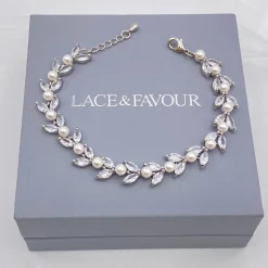 Lace & Favour Bride Gifts | Pearl Jewellery*Amalia Silver Cubic Zirconia Pearl Wedding Bracelet Ivory/ Silver