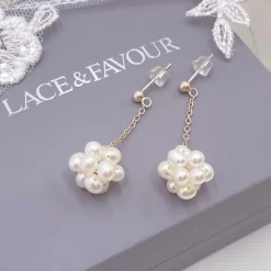 Lace & Favour Mother Of The Groom Gifts | Mother Of The Bride Gifts*Arieta Freshwater Pearl Cluster Chain Drop Earrings Ivory/ Silver