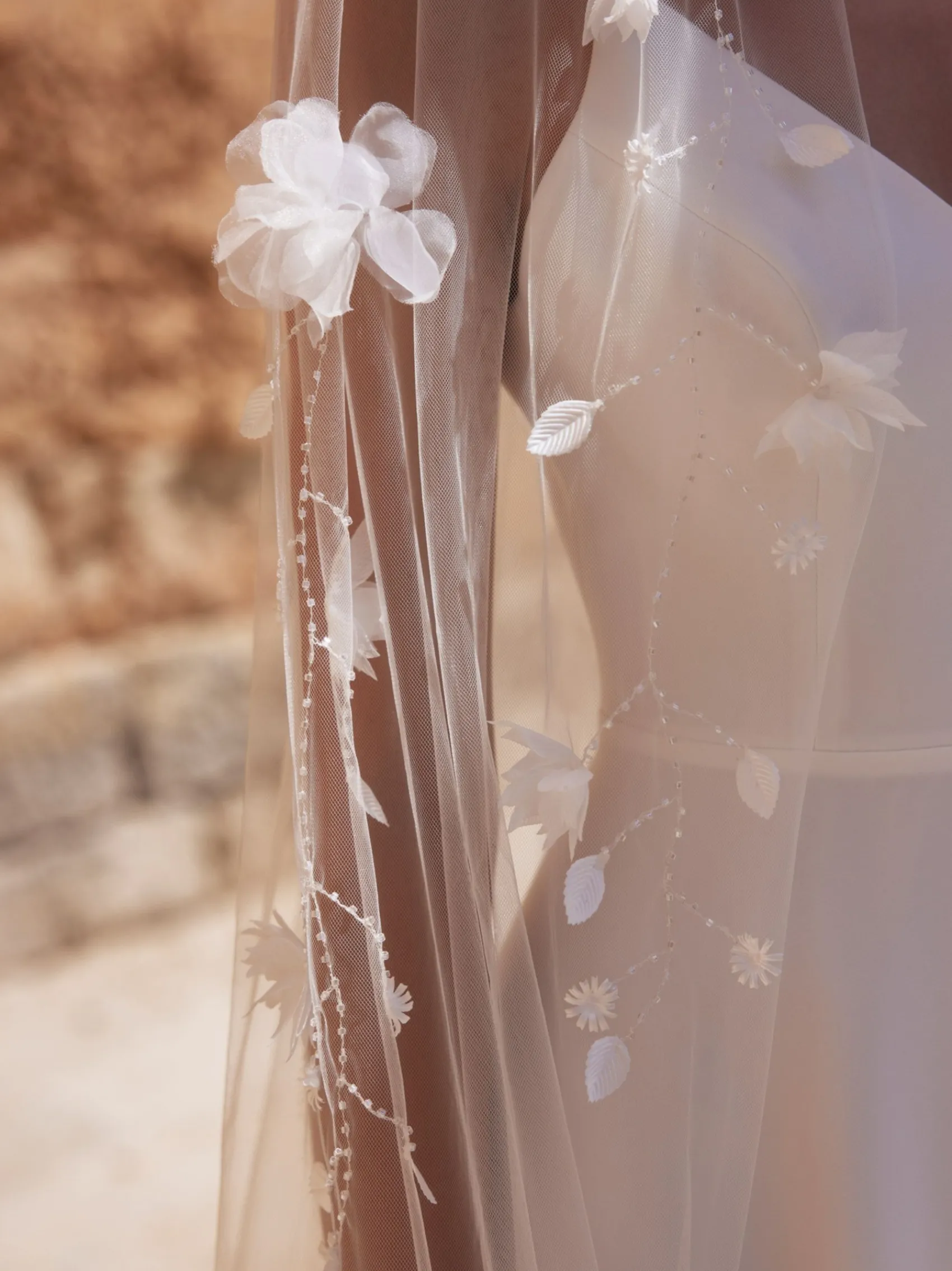 Bianco Evento Single Tier Veils | Chapel Length & Cathedral Veils*Bianco Single Tier Floral Embroidered Cathedral Veil S520 Ivory