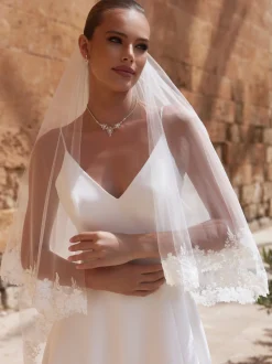 Bianco Evento Two Tier Veils | Chapel Length & Cathedral Veils*Bianco Two Tier Floral Lace Edge Chapel Veil S492 Ivory