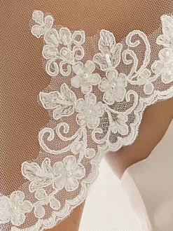 Bianco Evento Single Tier Veils | Chapel Length & Cathedral Veils*Bianco Single Tier Delicate Beaded Lace Edge Chapel Veil S290 Ivory