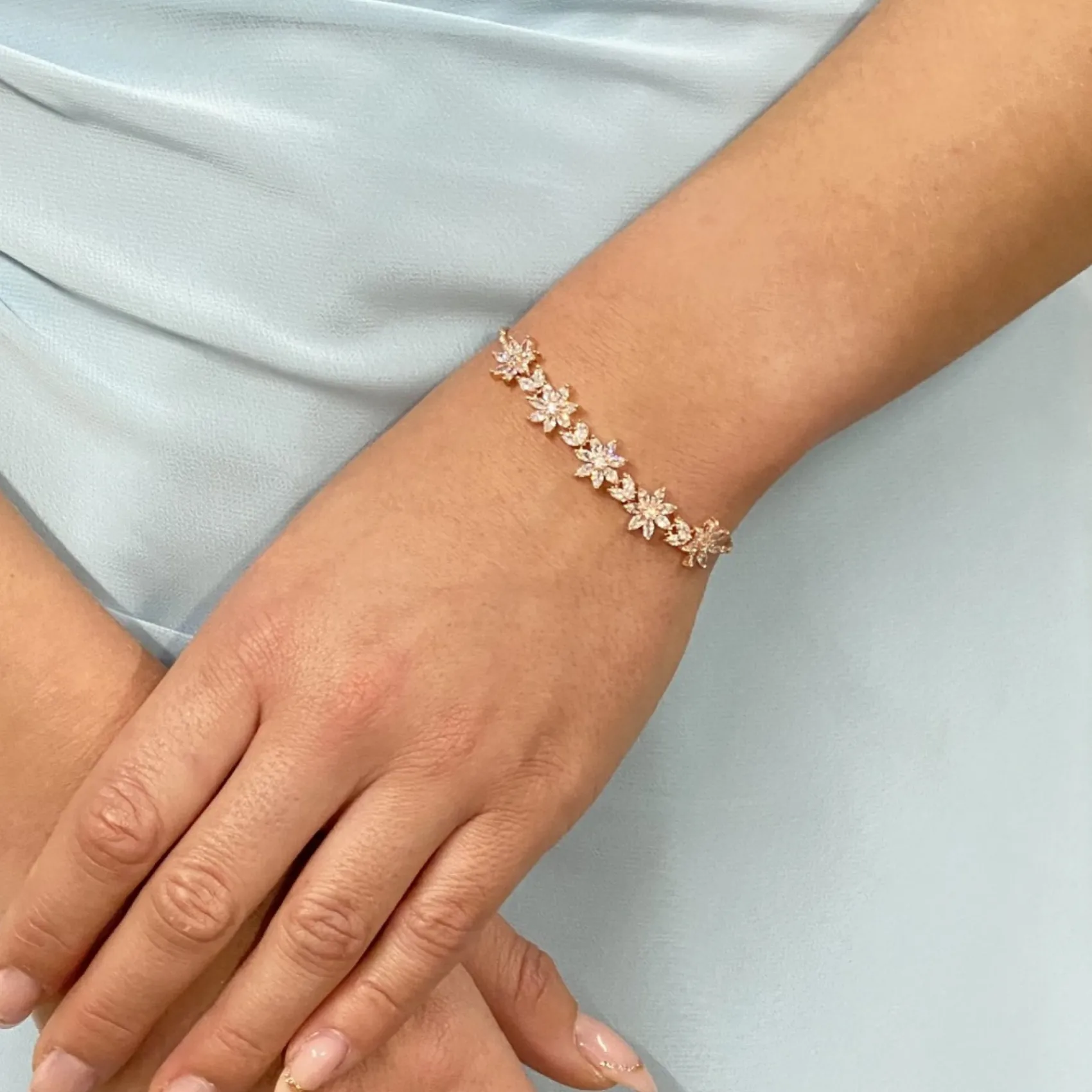 Lace & Favour Bridesmaid Gifts | Crystal Jewellery*Daisy Floral Crystal Adjustable Bracelet Rose Gold