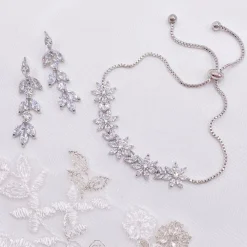 Lace & Favour Silver Prom Jewellery | Prom Bracelets*Daisy Floral Crystal Adjustable Bracelet Silver