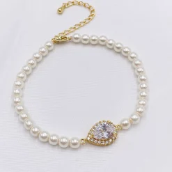 Lace & Favour Bride Gifts | Pearl Jewellery*Desiree Chic Pearl Wedding Bracelet (Gold)
