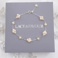 Lace & Favour Mother Of The Groom Gifts | Mother Of The Bride Gifts*Eliana Freshwater Pearl Cluster Chain Bracelet Ivory/ Silver