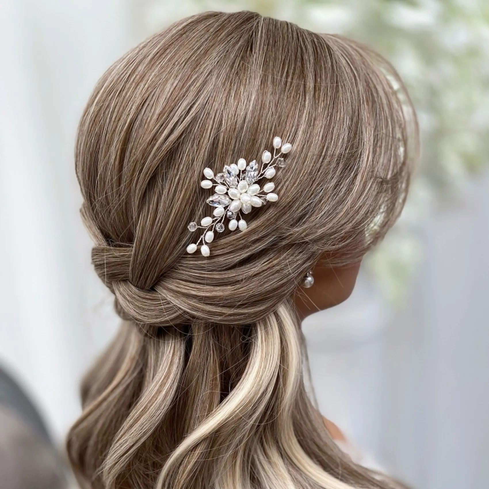 Lace & Favour Pearl Hair Accessories | Silver Hair Accessories*Ellie Pearl Cluster Wedding Hair Pin (Silver) Ivory/ Silver
