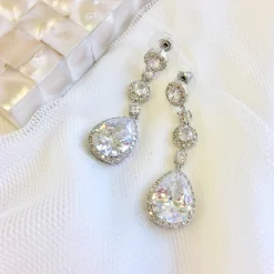 Lace & Favour Silver Prom Jewellery | Prom Earrings*Eternal Chandelier Crystal Wedding Earrings Silver