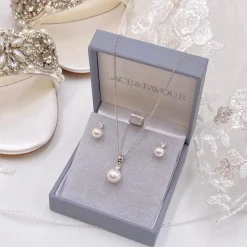 Lace & Favour Bridesmaid Gifts | Bride Gifts*Evie Dainty Pearl Stud Earring and Pendant Jewellery Set Ivory/ Silver