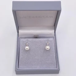 Lace & Favour Bridesmaid Gifts | Pearl Jewellery*Evie Dainty Pearl Stud Earrings Ivory/ Silver
