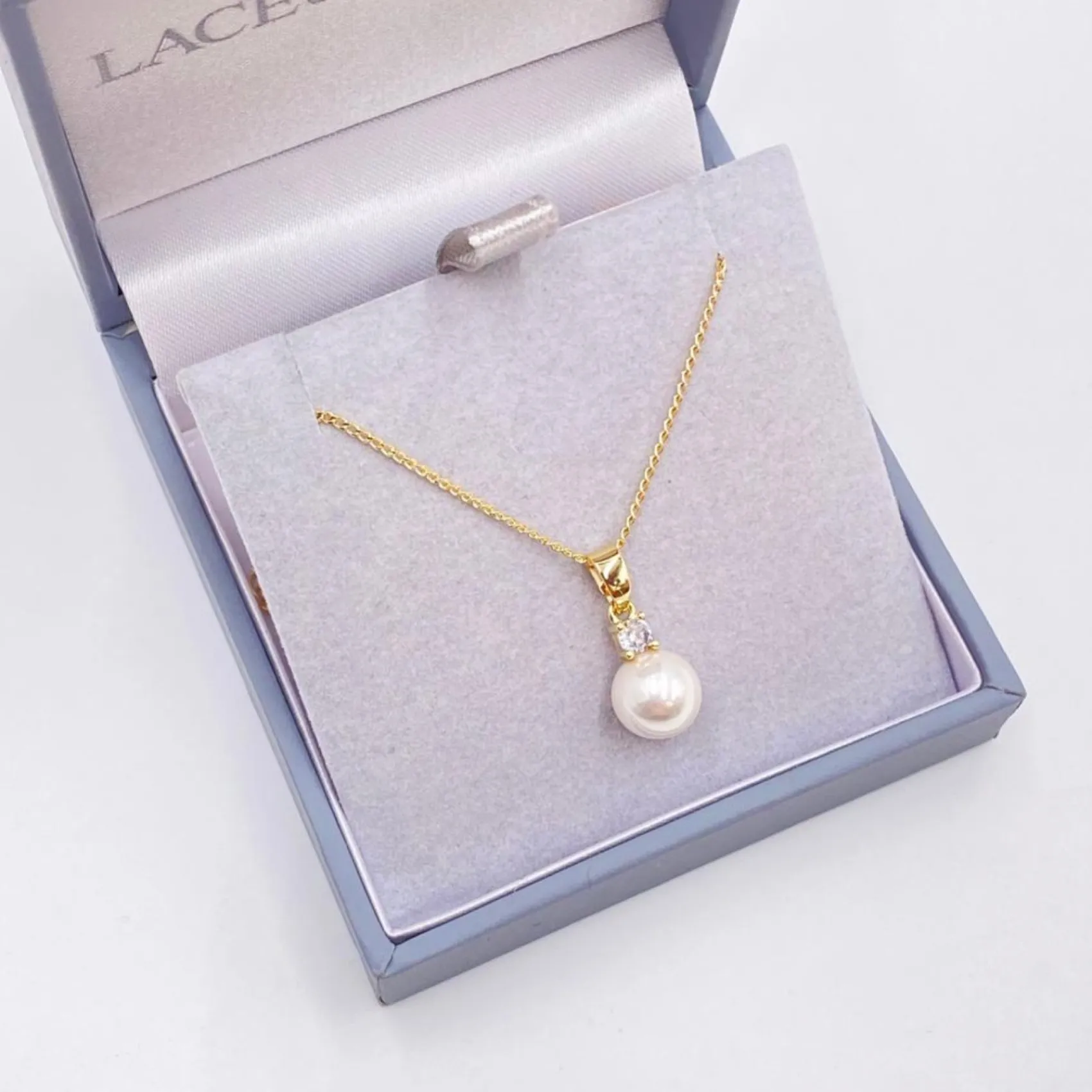 Lace & Favour Pearl Jewellery | Gold Wedding Jewellery*Evie Gold Dainty Pearl Pendant Necklace Ivory/ Gold