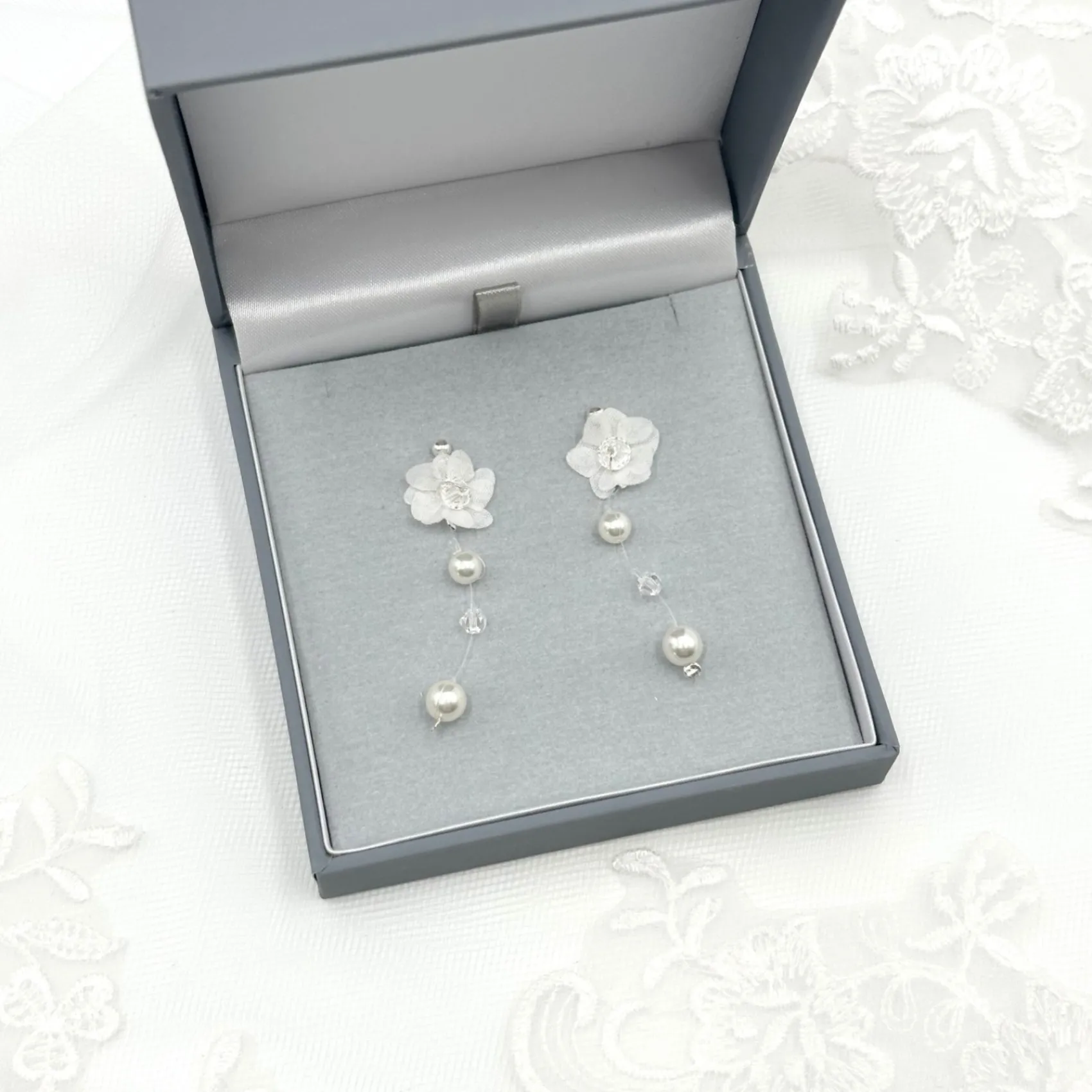 Beads & Beyond Pearl Jewellery | Silver Wedding Jewellery*Faerie Pearl and Crystal Drop Flower Earrings Ivory/ Silver