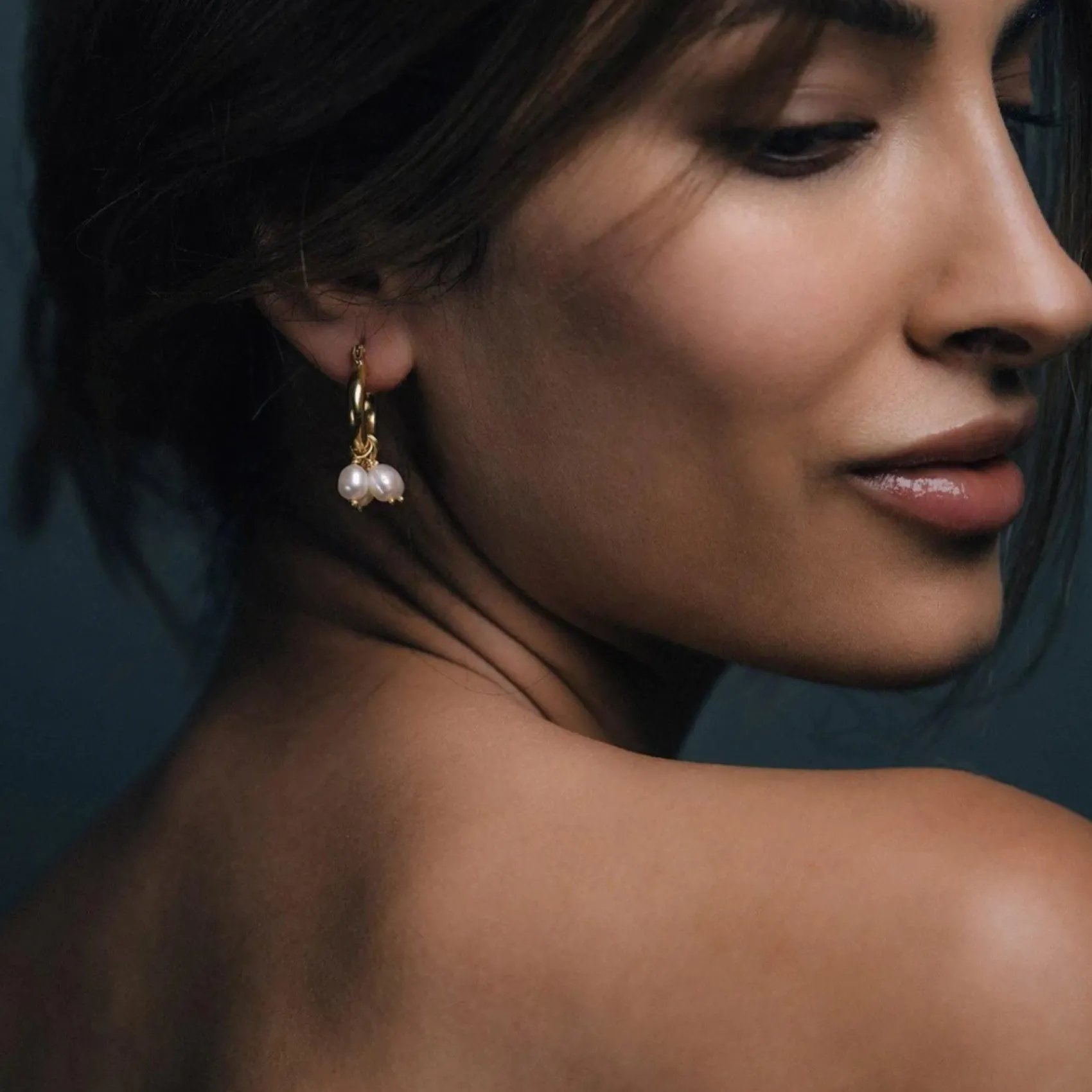 Freya Rose Mother Of The Groom Gifts | Mother Of The Bride Gifts*Gold Mini Hoop Earrings with Detachable Pearls