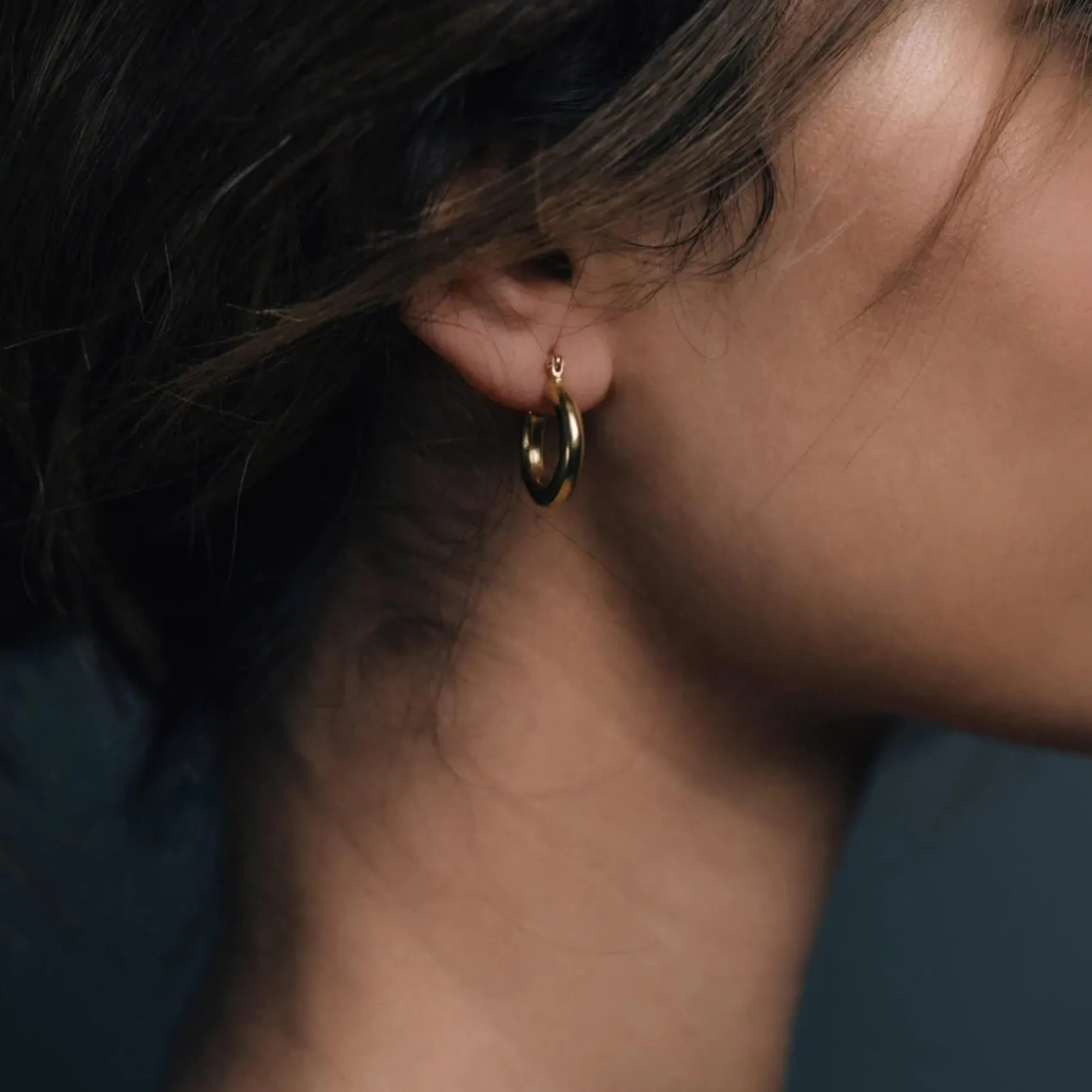Freya Rose Mother Of The Groom Gifts | Mother Of The Bride Gifts*Gold Mini Hoop Earrings with Detachable Pearls