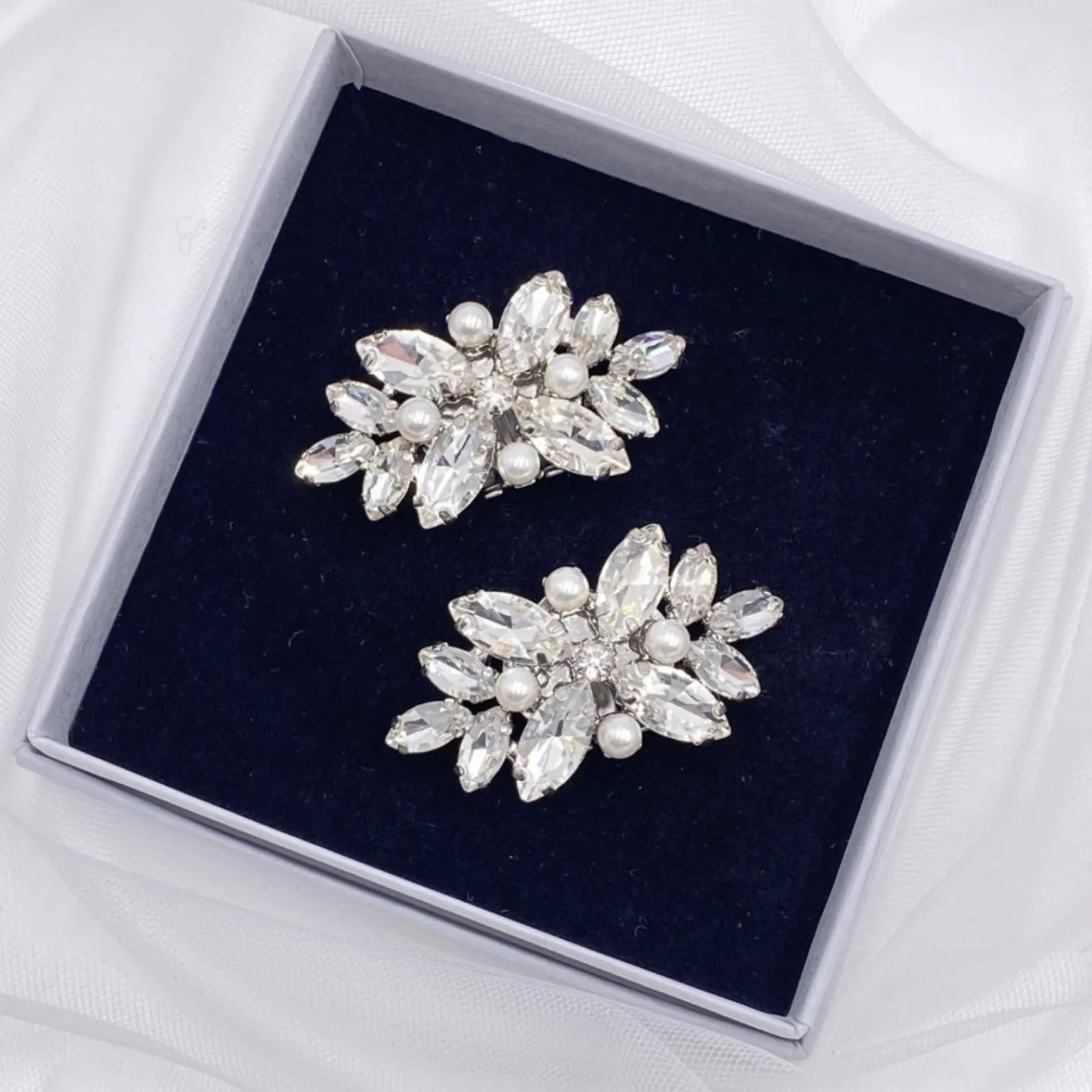 Lace & Favour Bride Gifts | Shoe Jewellery*Gaiety Classic Pearl and Crystal Shoe Clips