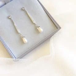 Lace & Favour Vintage Jewellery | Pearl Jewellery*Geneva Long Pearl Drop Wedding Earrings (Silver) Ivory/ Silver