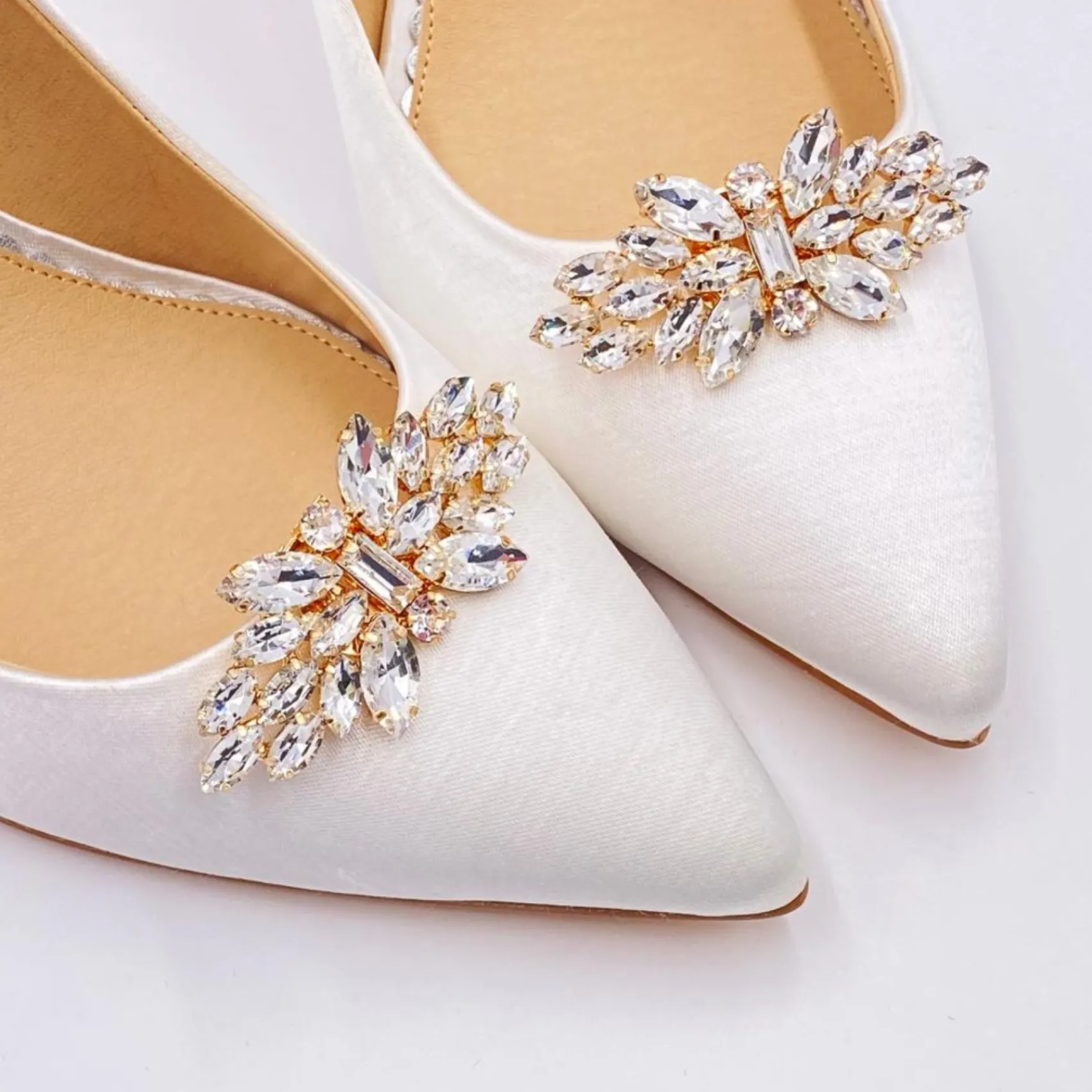 Lace & Favour Bride Gifts | Shoe Jewellery*Glamour Classic Crystal Shoe Clips Gold