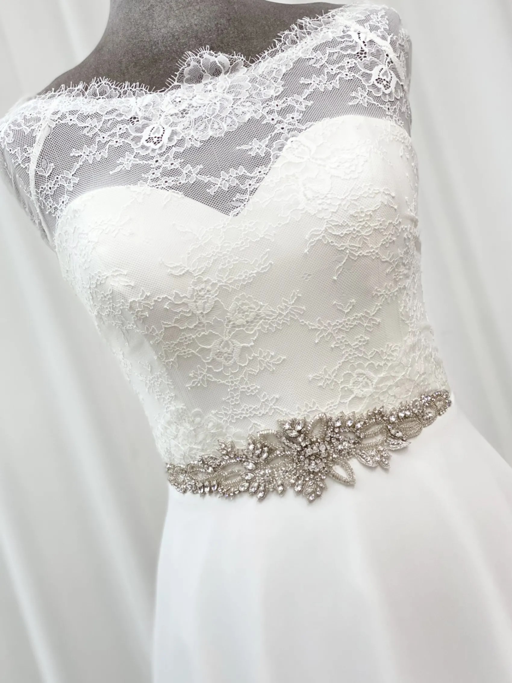 Beads & Beyond Wedding Dress Belts*Hamilton Vintage Beaded and Crystal Embellished Bridal Belt