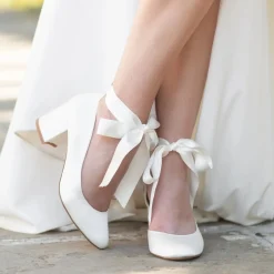 Harriet Wilde Wedding Shoes | Mid Heel*Hetty Mid Satin Tie Up Block Heel Court Shoes Ivory