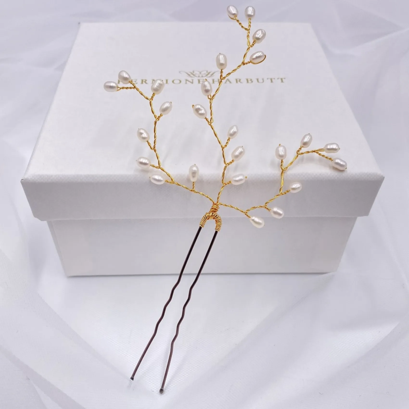 Hermione Harbutt Pearl Hair Accessories | Gold Hair Accessories*Lily Freshwater Pearl Bridal Hair Pins