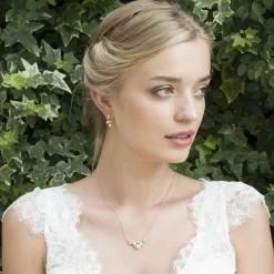 Ivory & Co Bride Gifts | Pearl Jewellery*Ivory and Co Aphrodite Gold Bridal Jewellery Set