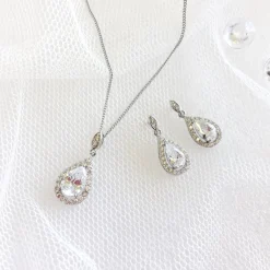 Ivory & Co Silver Prom Jewellery | Prom Earrings*Ivory and Co Belmont Crystal Drop Wedding Earrings