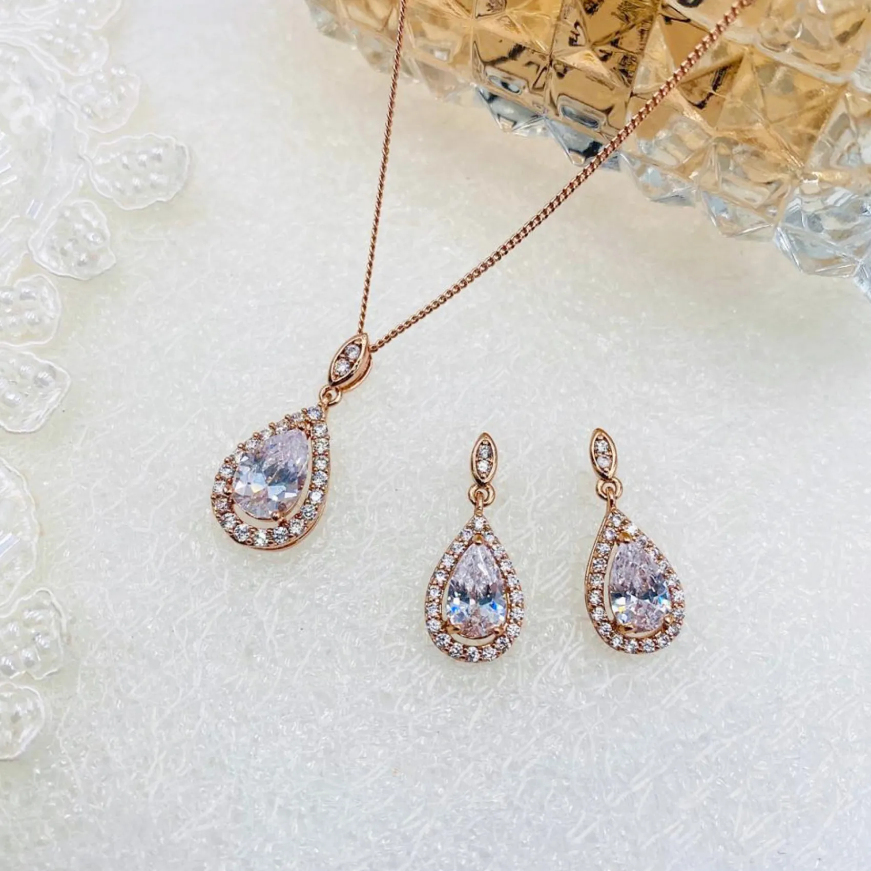 Ivory & Co Mother Of The Groom Gifts | Mother Of The Bride Gifts*Ivory and Co Belmont Rose Gold Crystal Bridal Jewellery Set