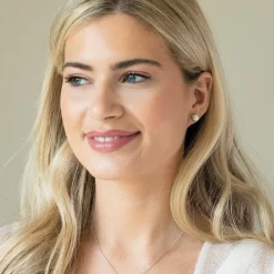 Ivory & Co Pearl Jewellery | Silver Wedding Jewellery*Ivory and Co Cairo Silver Classic Pearl Stud Earrings