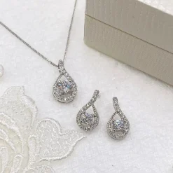 Ivory & Co Bridesmaid Gifts | Bride Gifts*Ivory and Co Eternity Crystal Bridal Jewellery Set