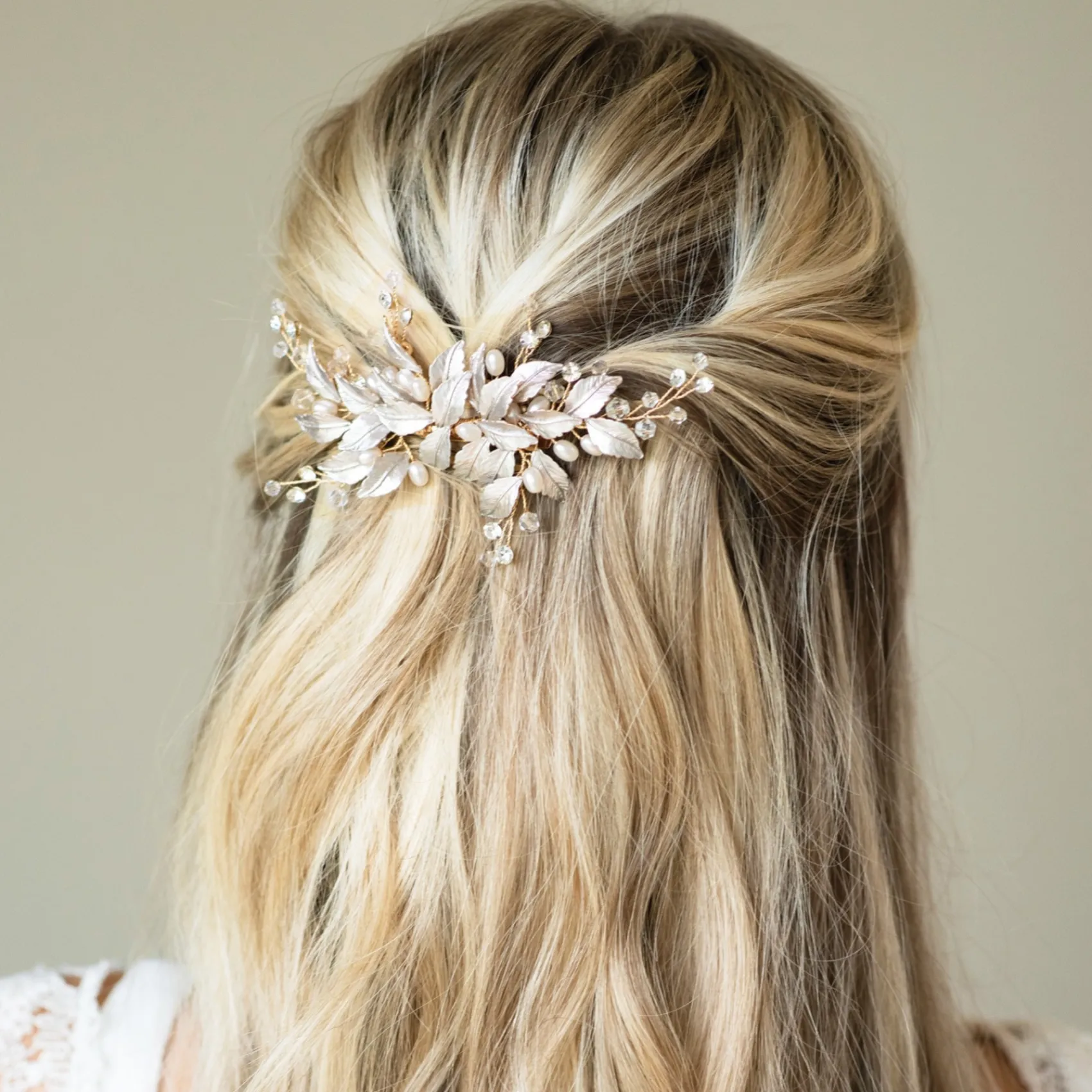 Ivory & Co Pearl Hair Accessories | Gold Hair Accessories*Ivory and Co Fairydust Gold Enamelled Leaves Wedding Hair Clip