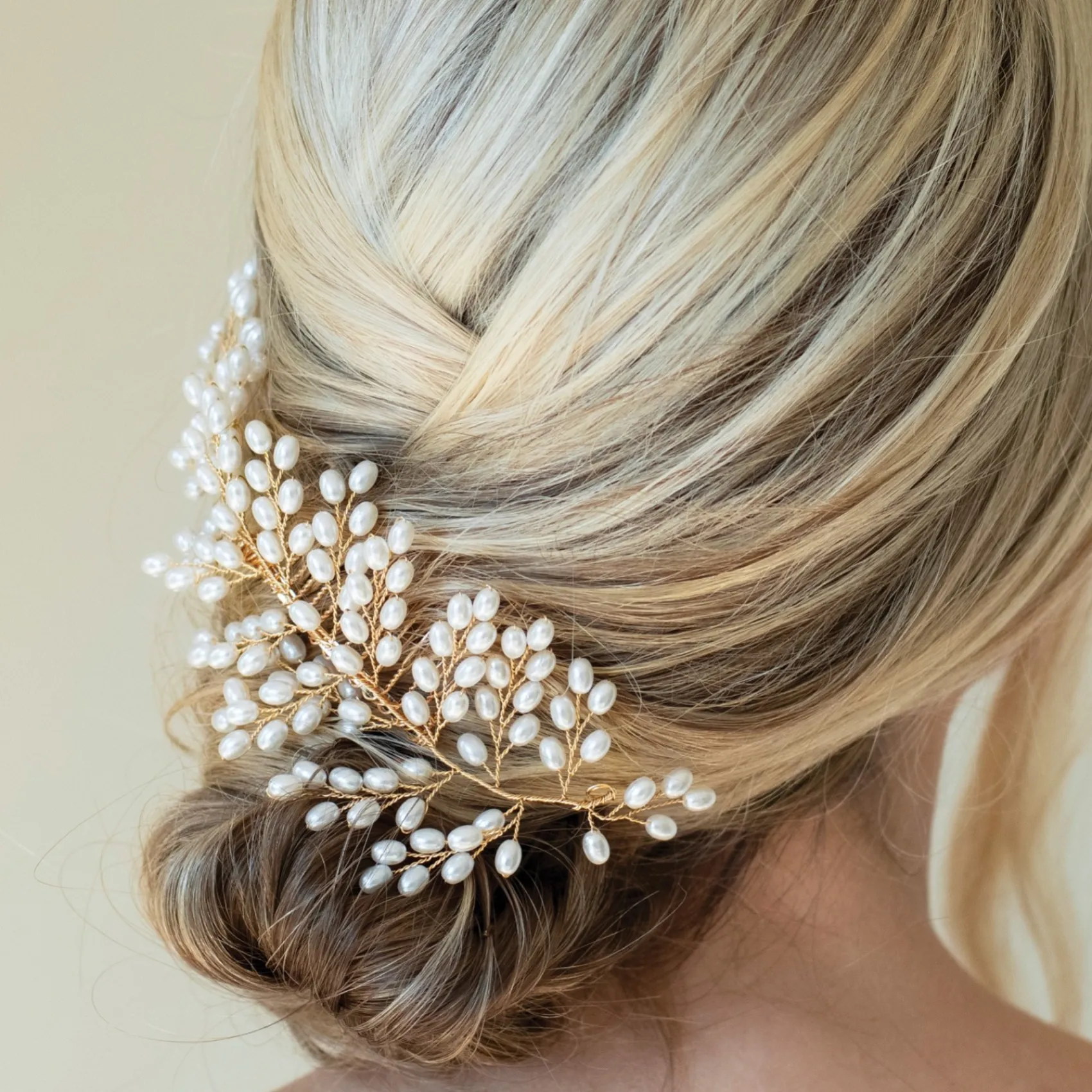 Ivory & Co Pearl Hair Accessories | Gold Hair Accessories*Ivory and Co Golden Seaspray Pearl Cluster Bridal Hair Comb