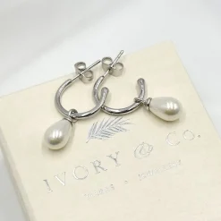 Ivory & Co Bridesmaid Gifts | Pearl Jewellery*Ivory and Co Harrow Silver Pearl Hoop Earrings