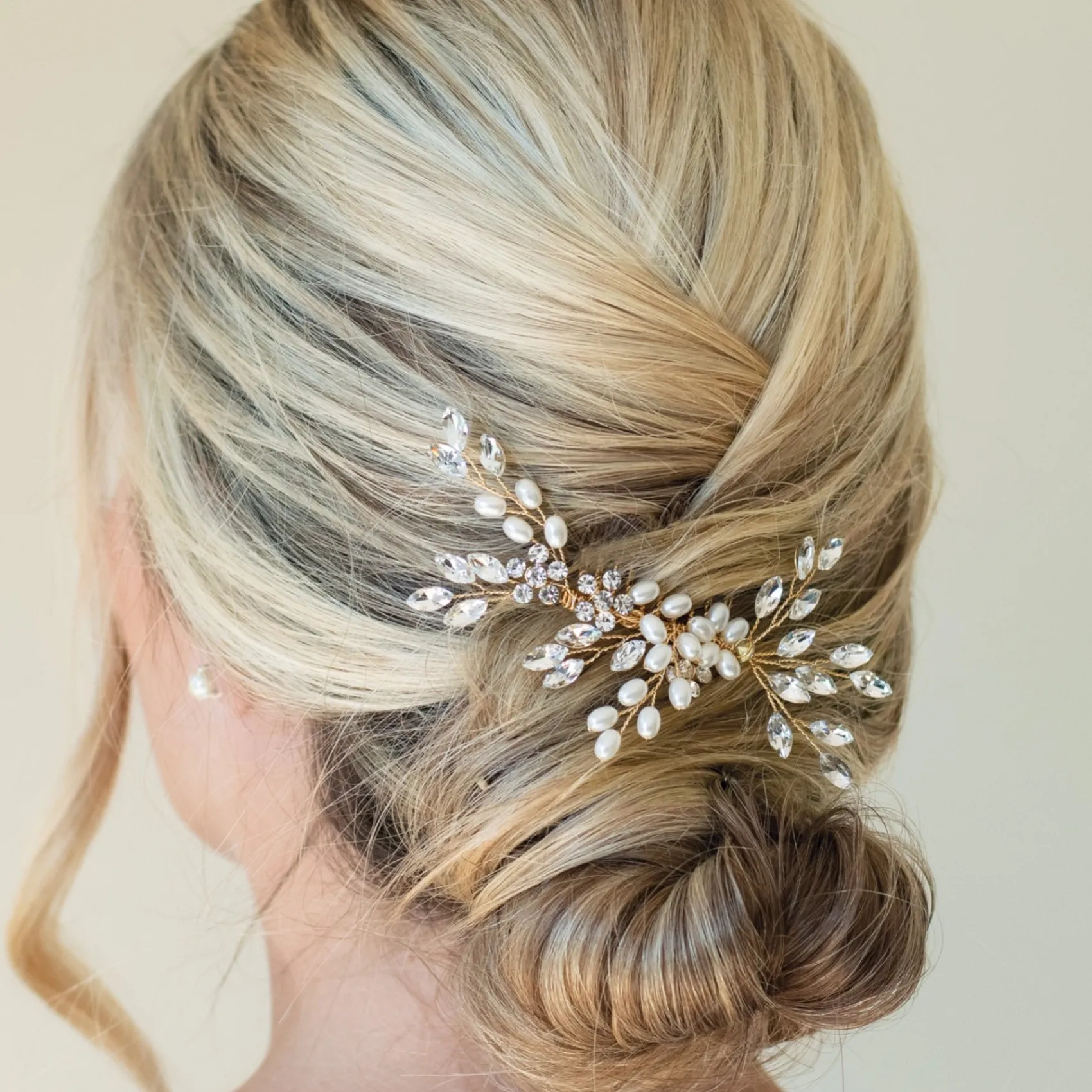 Ivory & Co Bridesmaid Gifts | Bride Gifts*Ivory and Co Silver Shimmer Dainty Crystal and Pearl Hair Comb