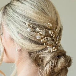Ivory & Co Pearl Hair Accessories | Wedding Headpieces*Ivory and Co Summer Breeze Gold Enamelled Leaf and Pearl Sprig Clip