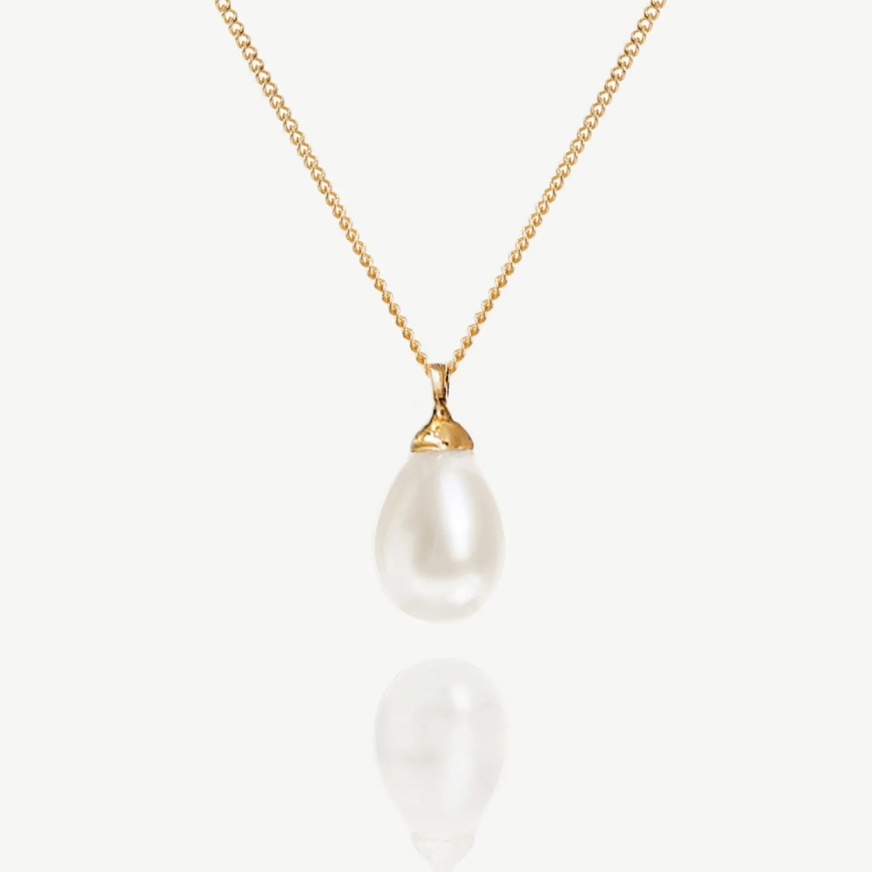 Ivory & Co Mother Of The Groom Gifts | Mother Of The Bride Gifts*Ivory and Co Westbury Gold Pearl Drop Pendant