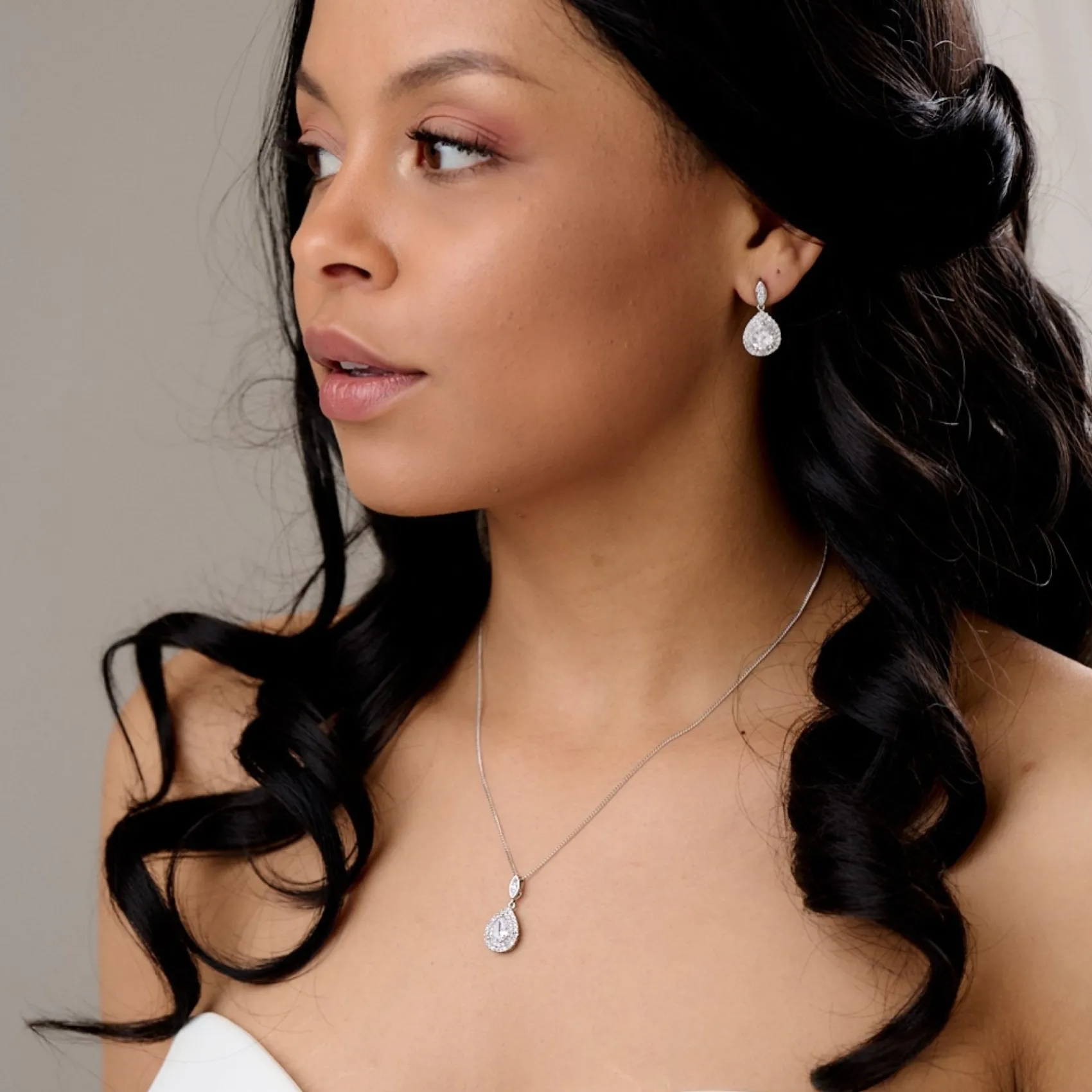 Lace & Favour Silver Prom Jewellery | Prom Jewellery Sets*Izzie Crystal Embellished Teardrop Bridal Jewellery Set
