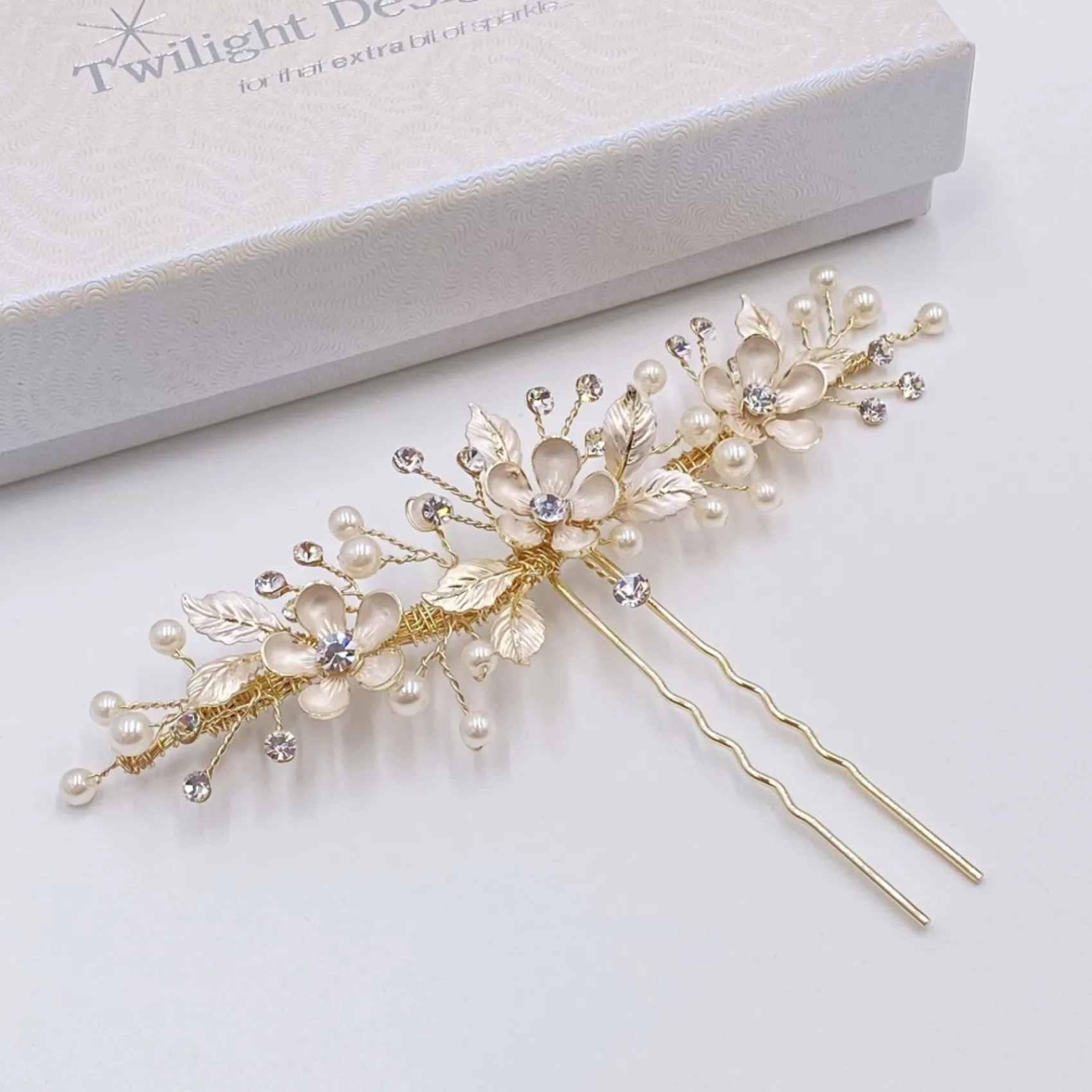 Twilight Designs Pearl Hair Accessories | Gold Hair Accessories*Jen Gold Flowers and Leaves Hair Pin Ivory/ Gold
