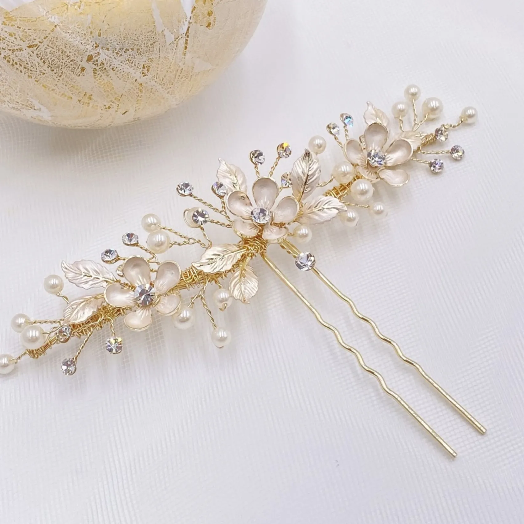 Twilight Designs Pearl Hair Accessories | Gold Hair Accessories*Jen Gold Flowers and Leaves Hair Pin Ivory/ Gold