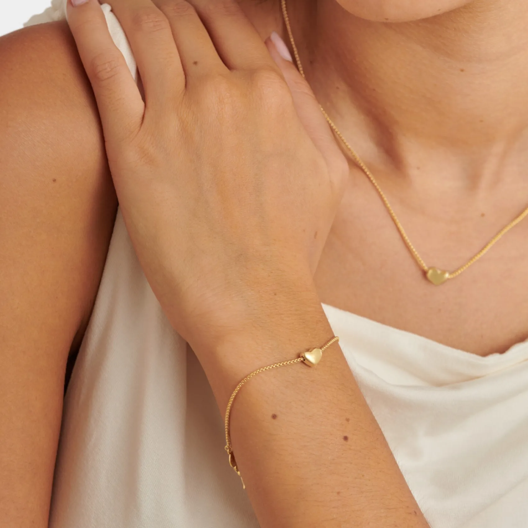 Katie Loxton Mother Of The Groom Gifts | Mother Of The Bride Gifts*'Heart of Gold' Gold Charm Bracelet
