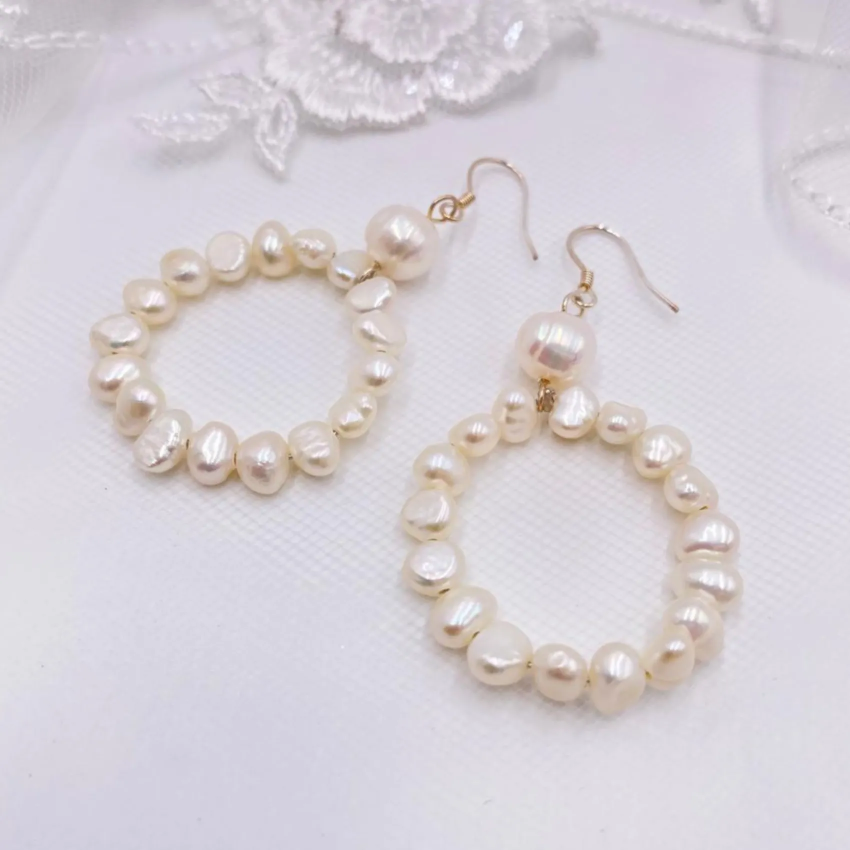 Lace & Favour Pearl Jewellery | Silver Wedding Jewellery*Kelara Freshwater Pearl Hoop Earrings Ivory/ Silver