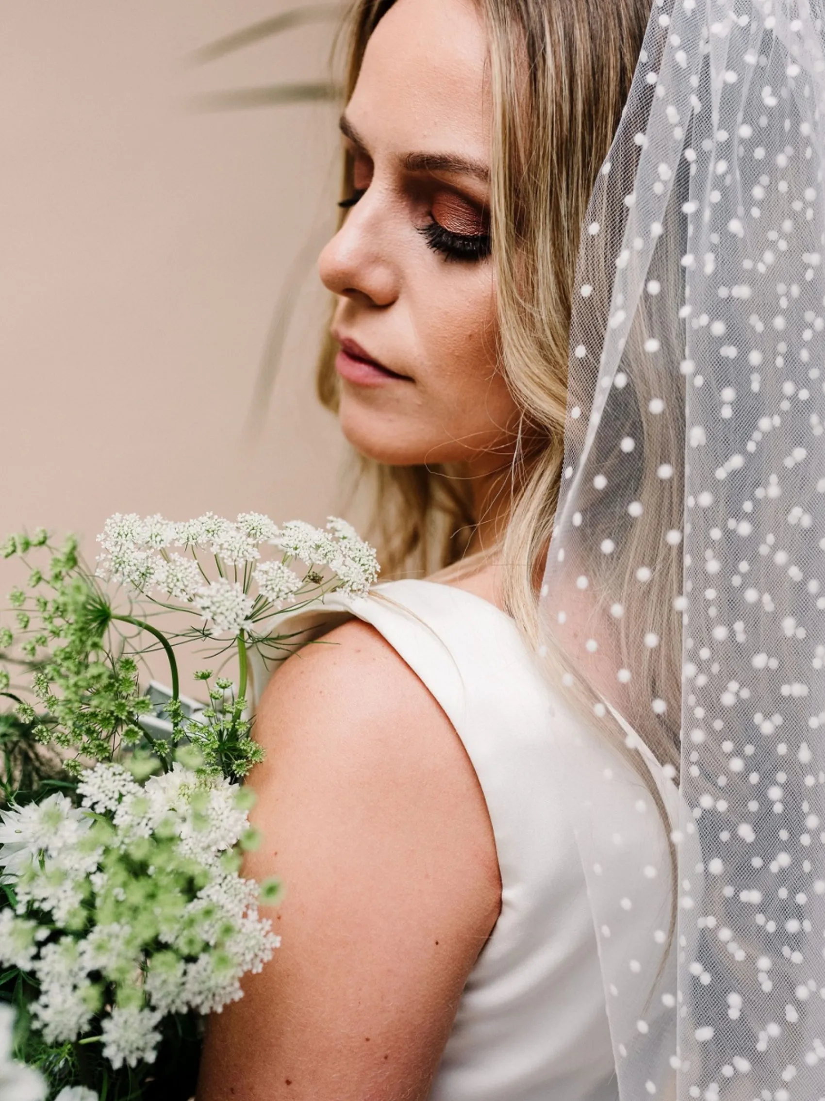 Linzi Jay Single Tier Veils | Chapel Length & Cathedral Veils*Polka Dot Tulle Single Tier Bridal Veil LA603 Ivory
