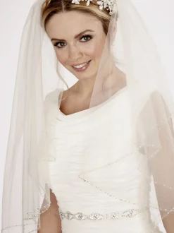Linzi Jay Two Tier Veils | Fingertip Veils*Two Tier Fingertip Veil with Pearl and Beaded Edge | LA929 Ivory