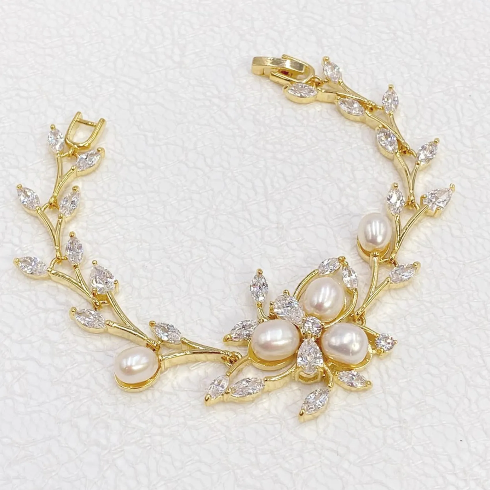 Lace & Favour Pearl Jewellery | Gold Wedding Jewellery*Lola Freshwater Pearl and Crystal Leaves Wedding Bracelet (Gold) Ivory/ Gold