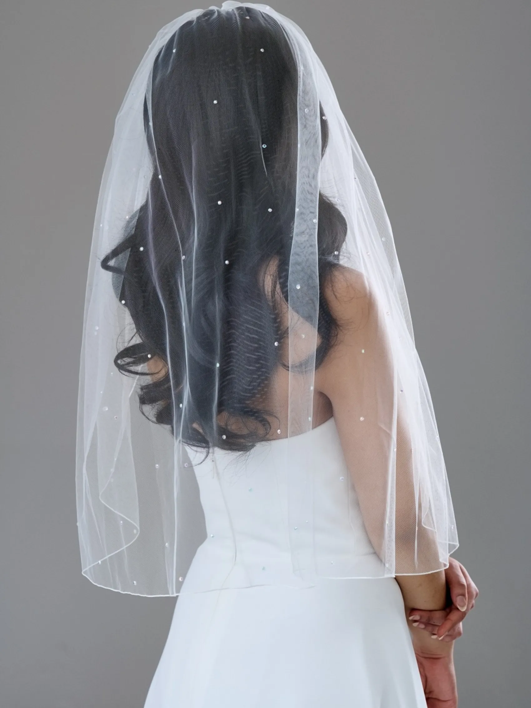 Twilight Designs Single Tier Veils | Elbow Length Veils*Lovington Single Tier Scattered Diamante Veil with Corded Edge Ivory