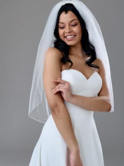 Twilight Designs Single Tier Veils | Elbow Length Veils*Lovington Single Tier Scattered Diamante Veil with Corded Edge Ivory